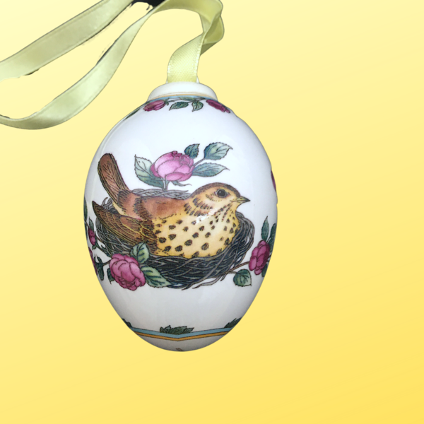 Hier finden Sie die seit Jahrzehnten beliebten Porzellan Jahres-Eier von Hutschenreuther